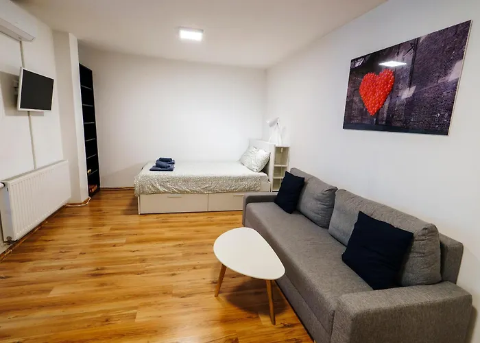 Central Studio Boulevard