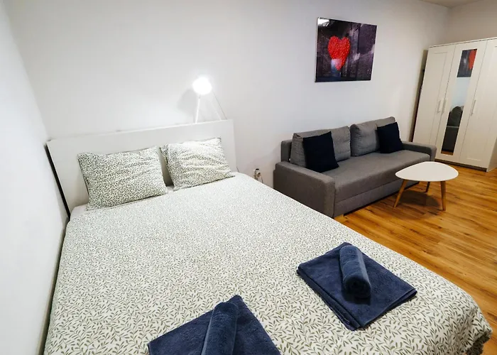 Central Studio Boulevard
